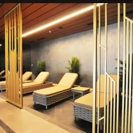 Luxury With Gym And Pool Floor40 *