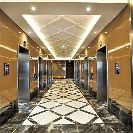 Apartment Luxury With Gym And Pool Floor40