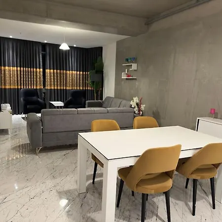Luxury With Gym And Pool Floor40 شقة